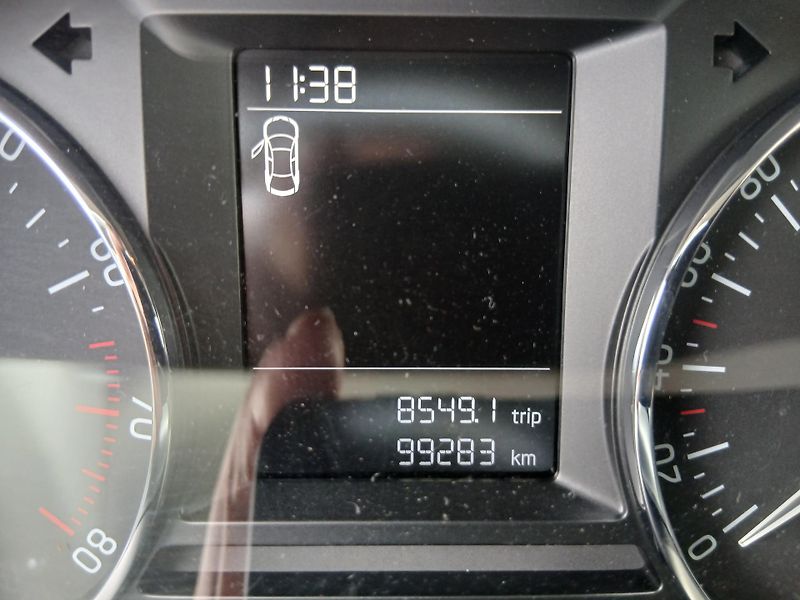 Škoda Octavia 1.2 TSI, 99tis km najeto - fotka 20 z 32