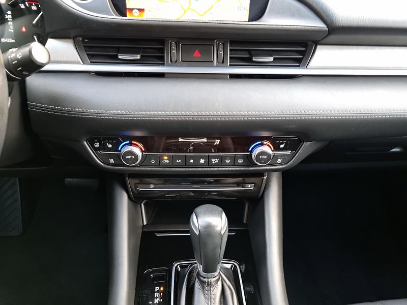Mazda 6 (2019) 2.5 SPORTS LINE,VENTILACE,HEAD - fotka 34 z 45