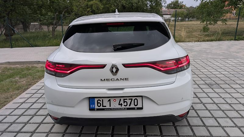 Renault Mégane (2022) 1.3 TCe, Automat, Kůže - fotka 8 z 15