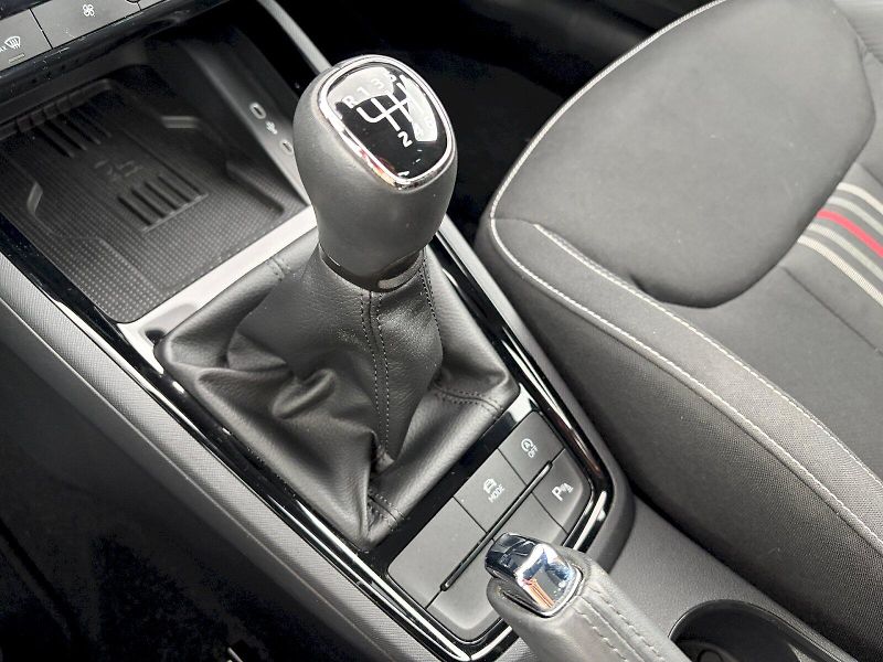 Škoda Kamiq (2025) 1.0 TSI / 85kW / MONTE CARLO - fotka 21 z 34