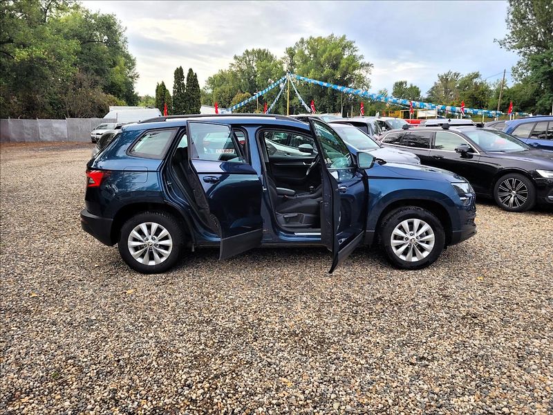 Škoda Karoq 1,5 TSI,DSG,navi,110kw - fotka 18 z 49