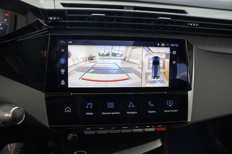 Peugeot 308 SW ALLURE BlueHDi 130 EAT8 - fotka 14 z 16