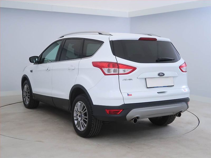 Ford Kuga (2013) Titanium 2.0 TDCi, 4X4 - fotka 4 z 17
