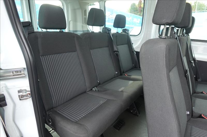 Ford Transit 2,0 TDCi  L3H2 9MÍST KLIMA - fotka 23 z 44