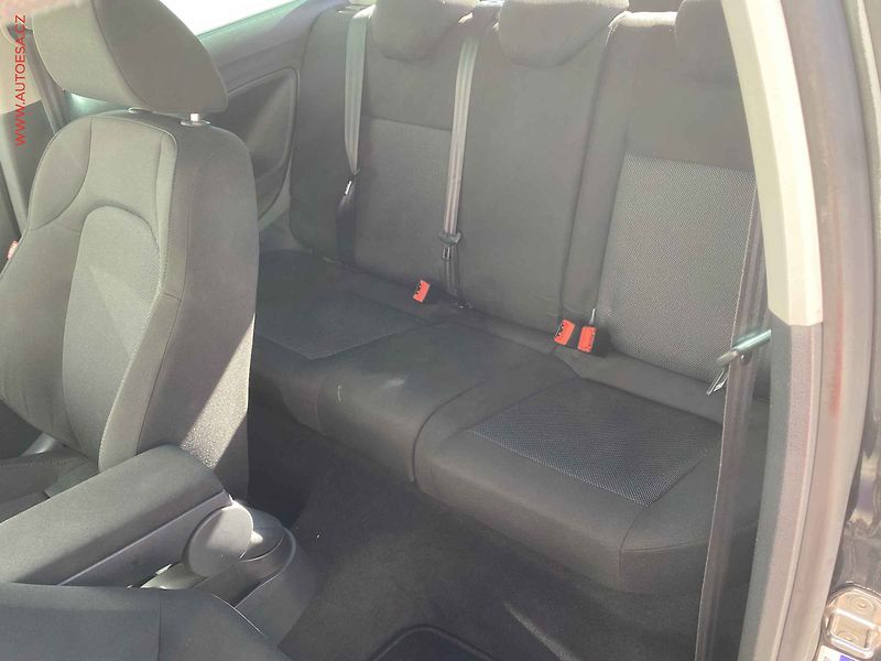 Seat Ibiza (2009) 1.6 16V, Sport, AT, bixen - fotka 10 z 18