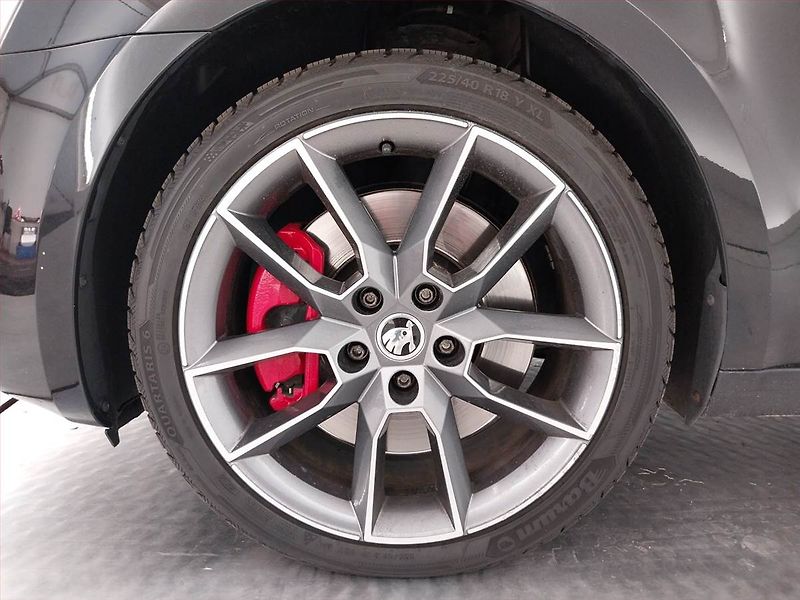 Škoda Octavia (2015) RS 2.0 TDI, Automat - fotka 14 z 23