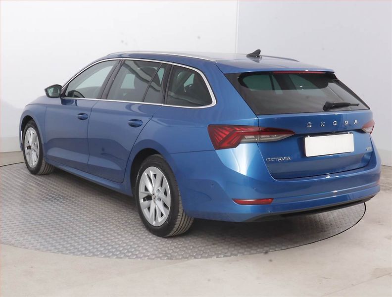 Škoda Octavia (2021) Style 1.5 TSI e-tec, Automat - fotka 4 z 18
