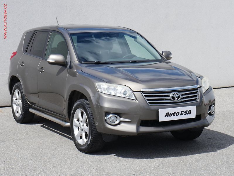 Toyota RAV4 (2011) 2.0i 4X4, ČR, AT, tažné - fotografie inzerátu