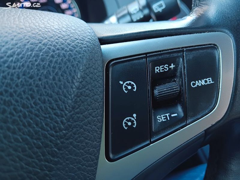 Hyundai i40 1.7 CDTI 100kW - fotka 20 z 34