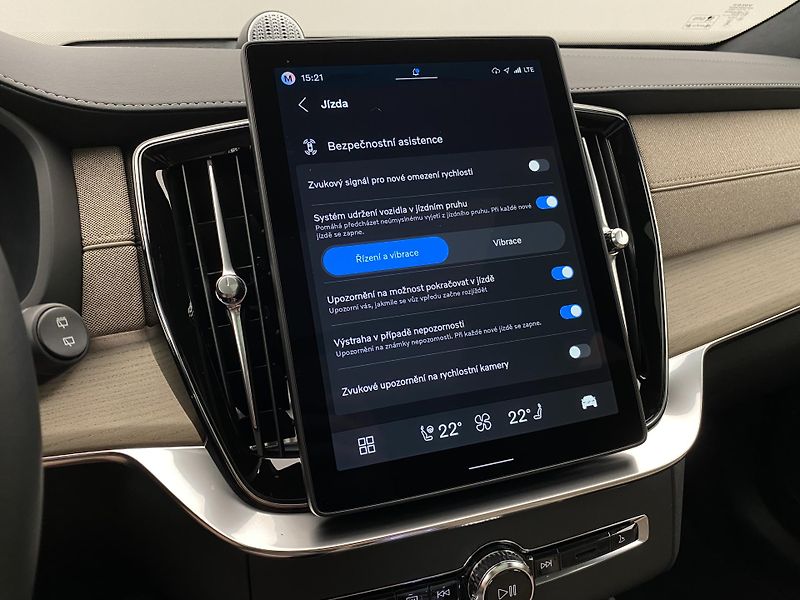 Volvo XC90 (2026) T8 AWD Plug-in BRIGHT ULTRA - fotka 54 z 75