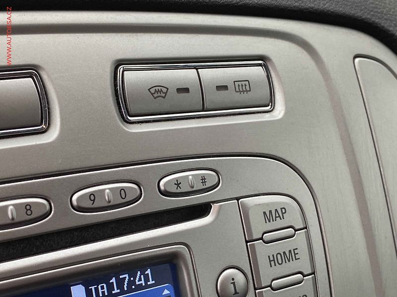 Ford Mondeo (2009) 2.0TDCi, AT, navi - fotka 19 z 20