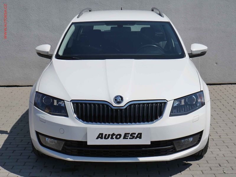 Škoda Octavia (2014) 1.4 G-TEC, ČR, Elegance - fotka 2 z 19