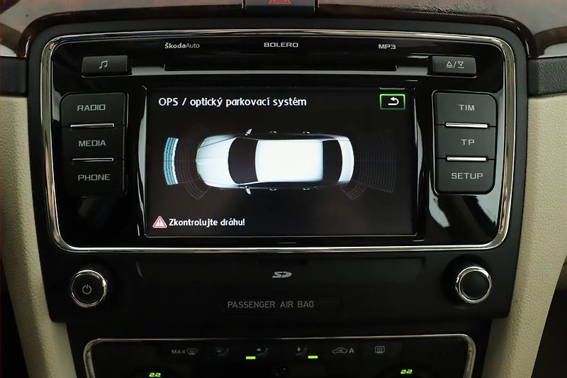 Škoda Superb (2008) Elegance 2.0 TDI, Xenony - fotka 15 z 19