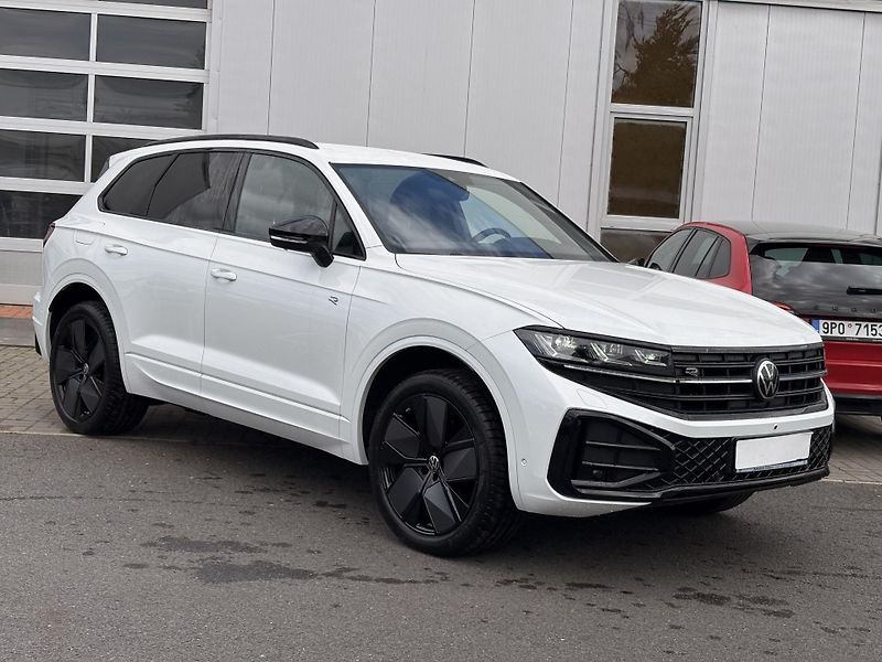 Volkswagen Touareg (2024) - fotka 2 z 44