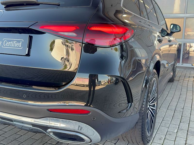 Mercedes-Benz GLC 220 d 4MATIC - fotka 12 z 37
