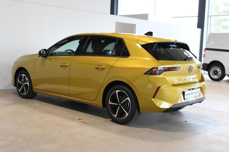 Opel Astra (2025) Edition HB 1.2 TURBO 107kW - fotka 4 z 18