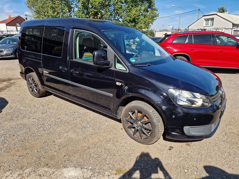 Volkswagen Caddy MAXI 1,6TDI 7MÍST JAKO-O - fotka 3 z 22