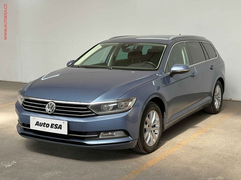 Volkswagen Passat (2015) 2.0TDi, DSG - fotka 3 z 17