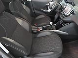Peugeot 2008 (2019) Active 1.2 PureTech, ČR,1.maj - náhled 9