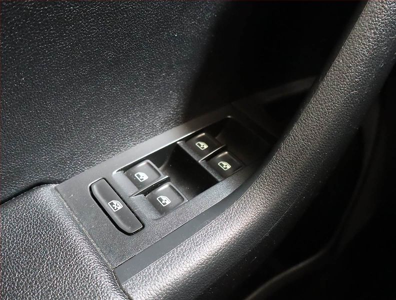 Škoda Octavia (2020) Ambition 2.0 TDI, Automat - fotka 17 z 20