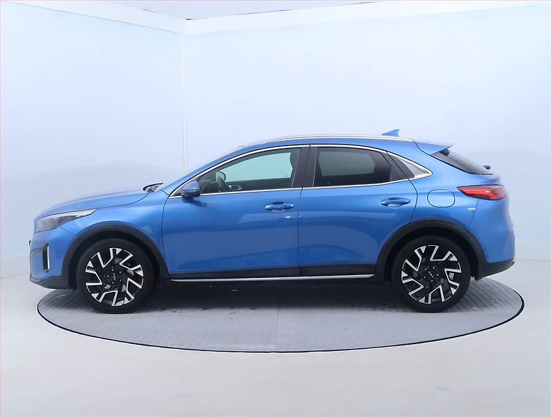 Kia XCeed (2023) 1.5 T-GDI - fotka 3 z 15