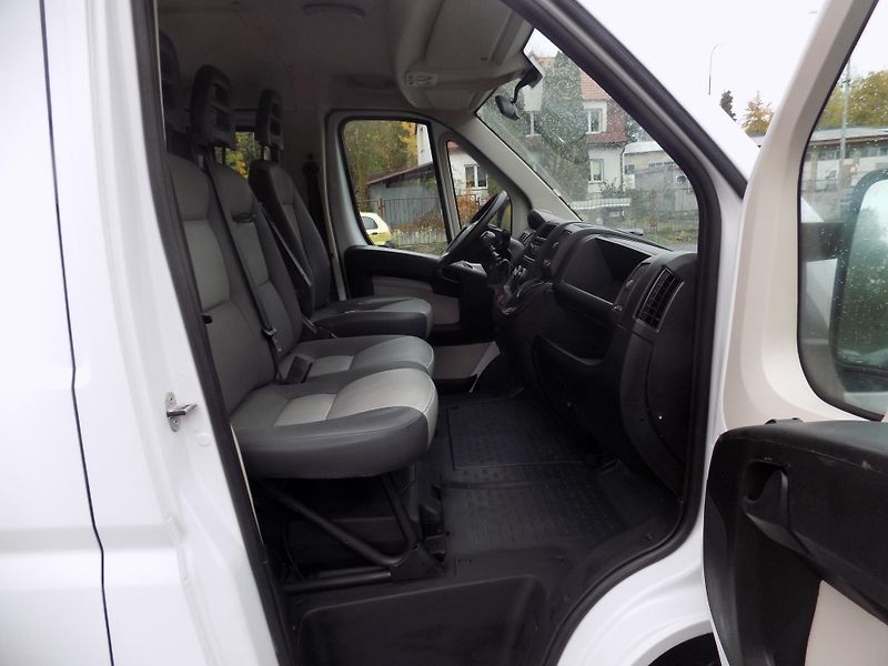 Fiat Ducato (2014) 2,3 96KW 7MÍST VALNÍK  - fotka 26 z 38