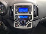 Hyundai i30 (2009) Comfort 1.6 CRDi, nová STK - náhled 12