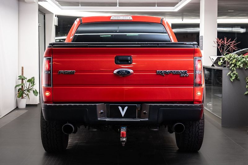 Ford F-150 6.2 SVT - fotka 3 z 24