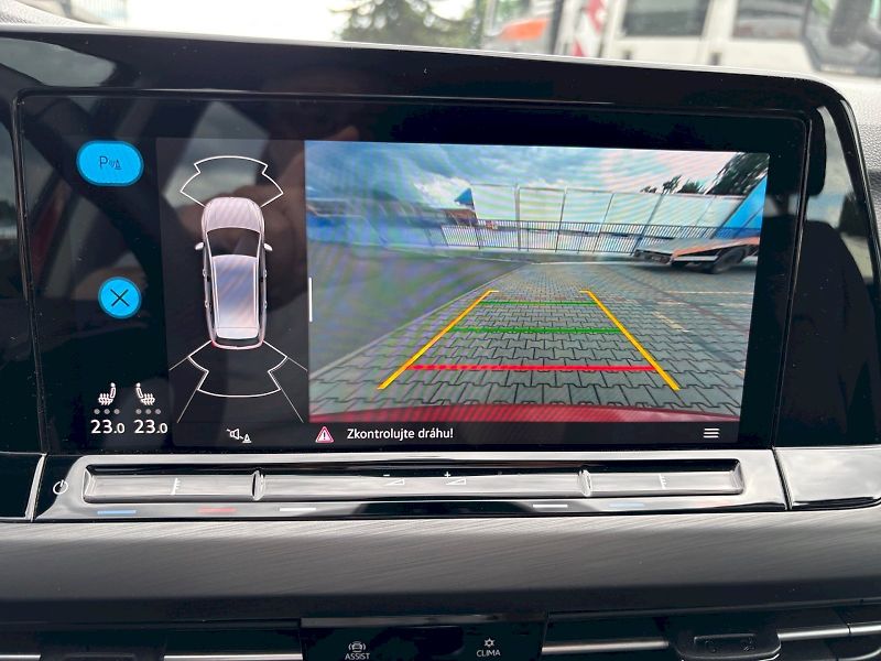Volkswagen Golf (2022) VARIANT STYLE 1,5 TSI 6G - fotka 21 z 28