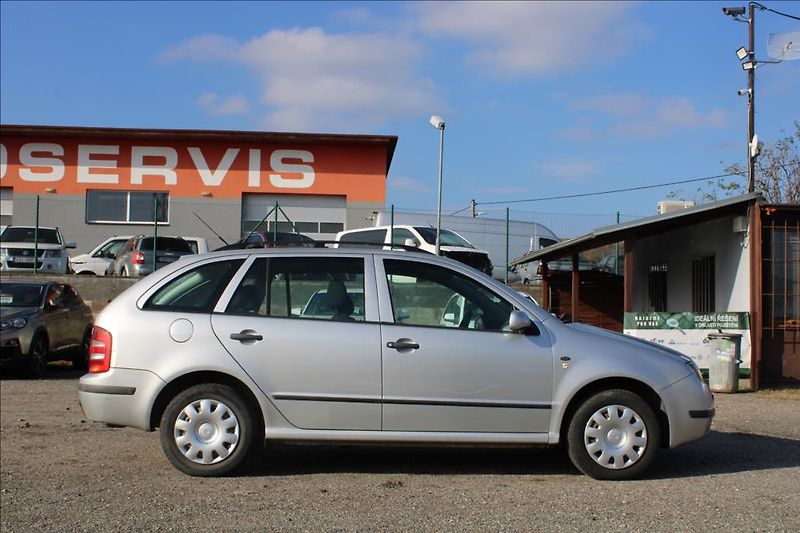 Škoda Fabia 1,2 i  KLIMA, ROZVODY - fotka 4 z 22
