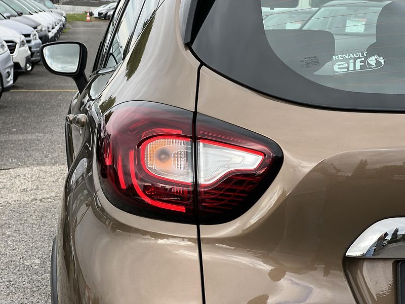 Renault Captur 1.2TCe KOUPENO V ČR 1.MAJ. - fotka 41 z 43