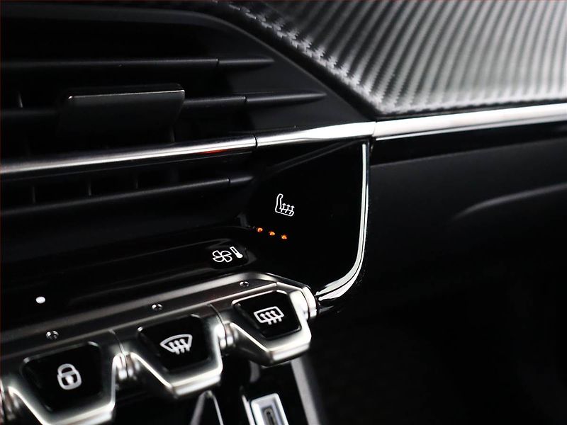 Peugeot 2008 (2024) 1.2 PureTech - fotka 16 z 19