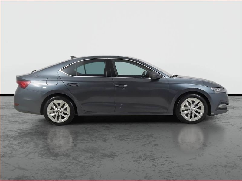 Škoda Octavia (2020) 2.0 TDI, Navi, Tempomat - fotka 6 z 19