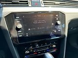 Volkswagen Passat 2.0TDi DSG 110kW Business Prem - náhled 21