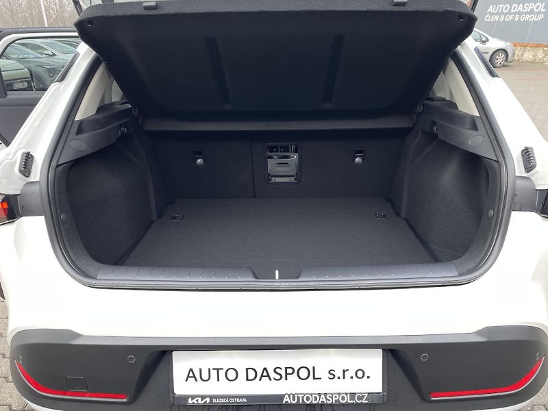 Kia K4 (2026) 1.6T-GDi 7DCT SPIN 110kW - fotka 28 z 30