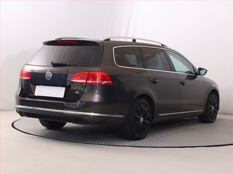 Volkswagen Passat (2013) Comfortline 1.6 TDI - fotka 5 z 16