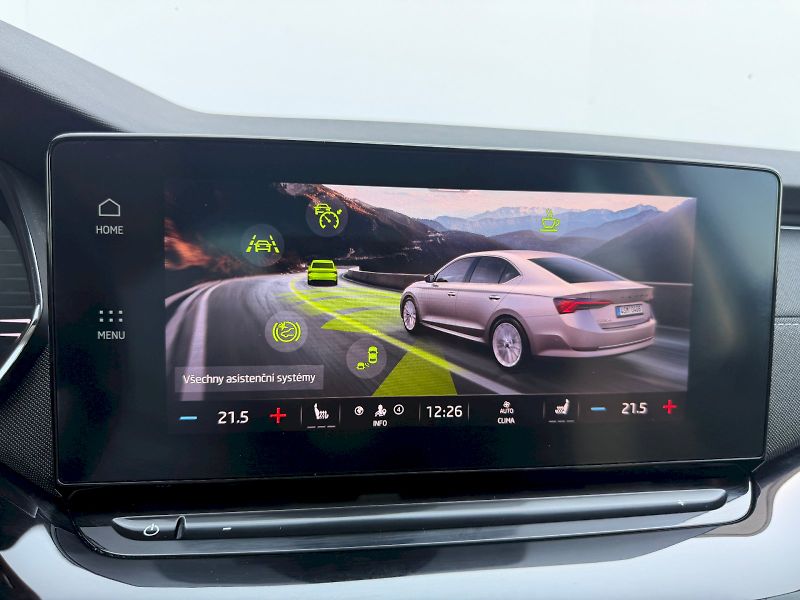 Škoda Octavia (2023) 2.0 TDI 110kW DSG Style Plus P - fotka 16 z 35