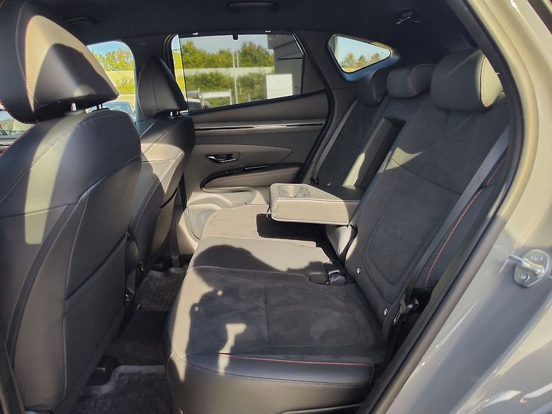 Hyundai Tucson 1.6 T-GDI/169kW N-Line STL HEV - fotka 15 z 39