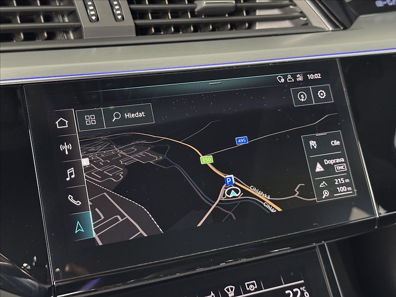Audi e-tron 55  300kW Sportback S-Line LED - fotka 39 z 46