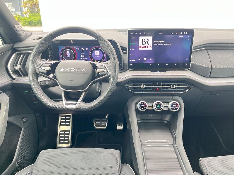 Škoda Kodiaq (2025) SPORTLINE 4X4 TD 142/2.0 A7A - fotka 5 z 35