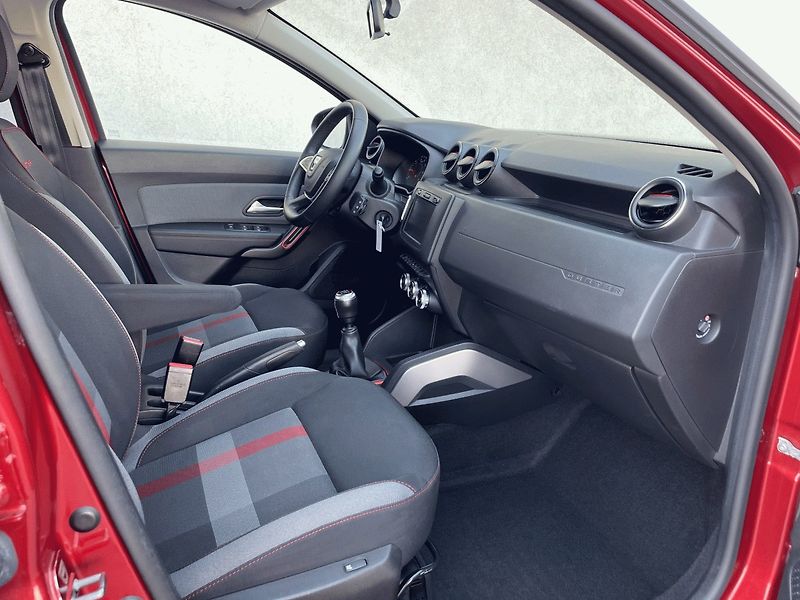 Dacia Duster (2019) EXTREME 1,3TCe 150k 4x2 - fotka 7 z 19
