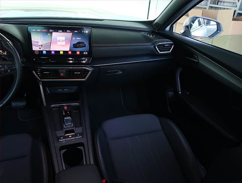 Cupra Formentor (2022) Business 1.5 TSI - fotka 8 z 17