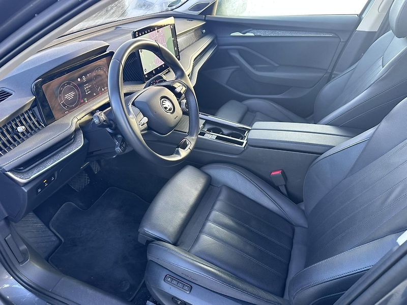 Škoda Superb 2.0 TDI 110kW Selection - fotka 6 z 12