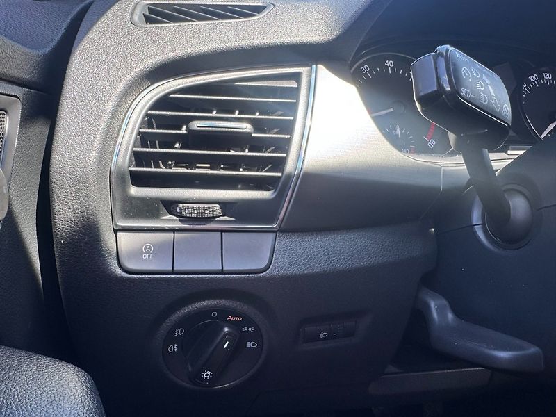 Škoda Fabia (2015) 1,2 TSI 81 KW 2. MAJ KILOMETRY - fotka 26 z 50