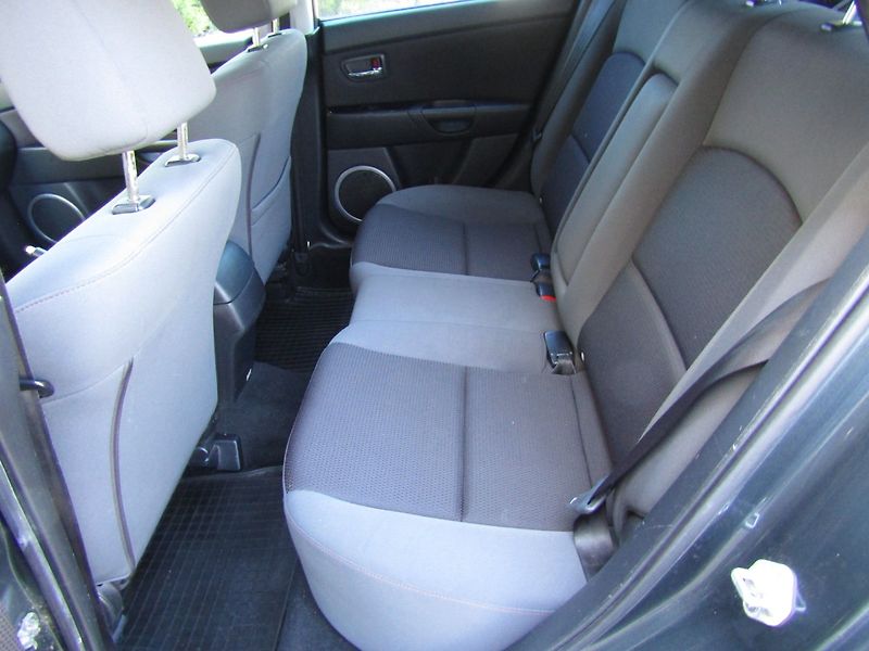 Mazda 3 (2009) 1.6 16V 77kW  CZ PŮVOD - fotka 22 z 35