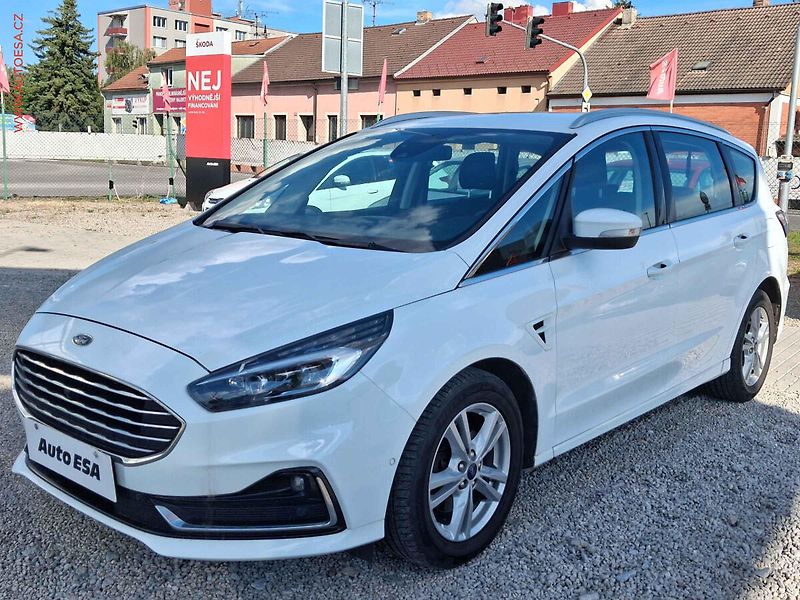 Ford S-MAX (2020) 2.0TDi, 1.maj,ČR, AT, navi - fotka 3 z 26
