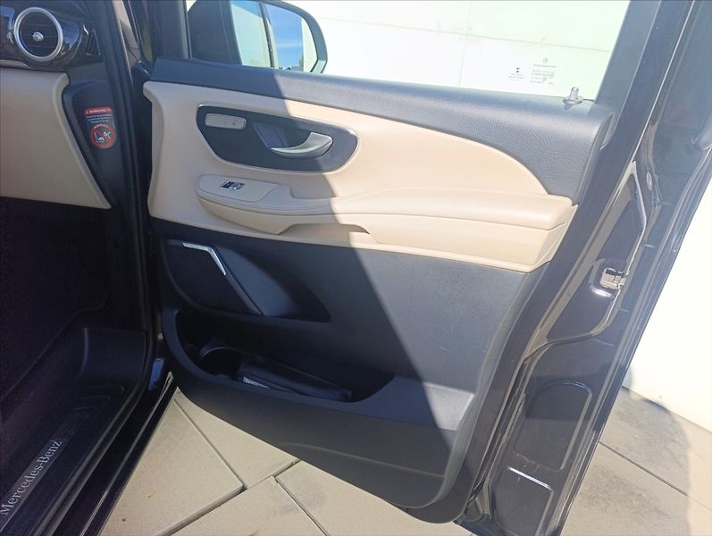Mercedes-Benz Třídy V 2,1 CDi 4Motion, Kamera Navi - fotka 25 z 37