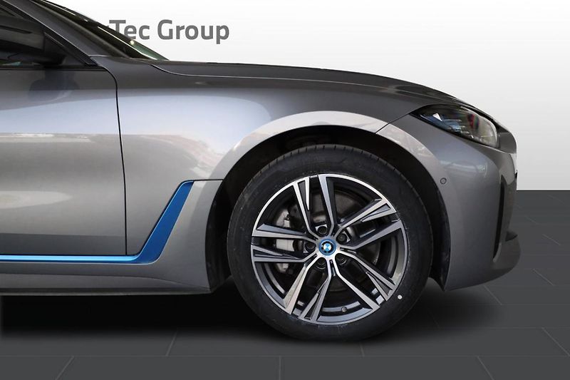 BMW i4 eDrive40 Gran Coupé - fotka 10 z 24