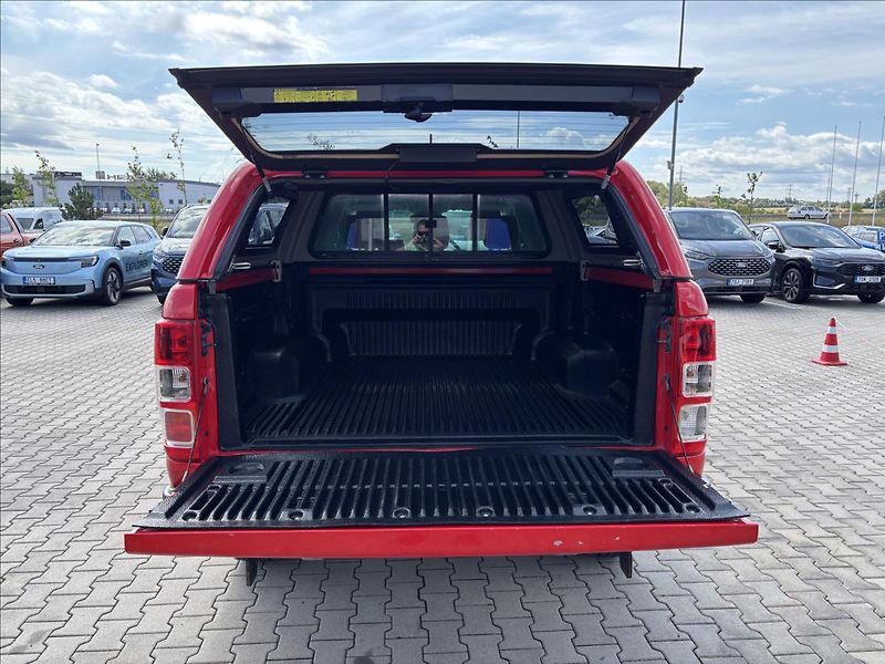 Ford Ranger 2,0 Limited 4x4 156kW DPH - fotka 10 z 43