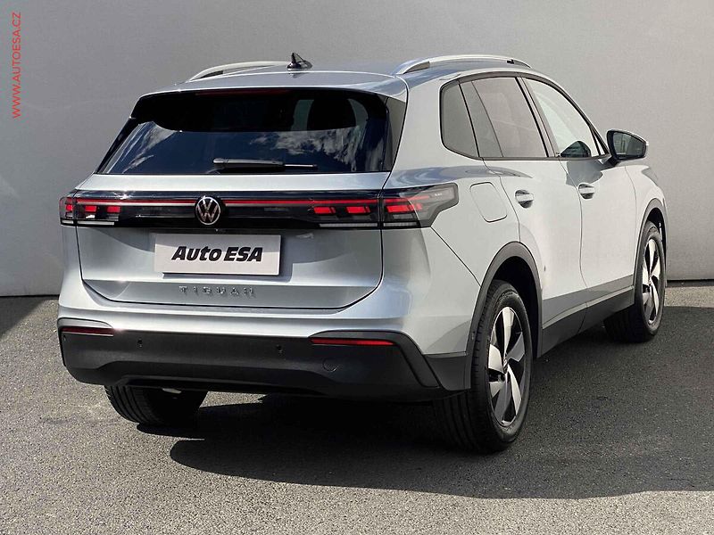 Volkswagen Tiguan (2025) 1.5 e-TSi, 1.maj,ČR, Life - fotka 4 z 20